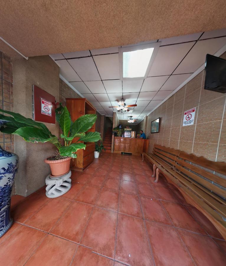Hotel Aldea Chorotega プンタレナス エクステリア 写真
