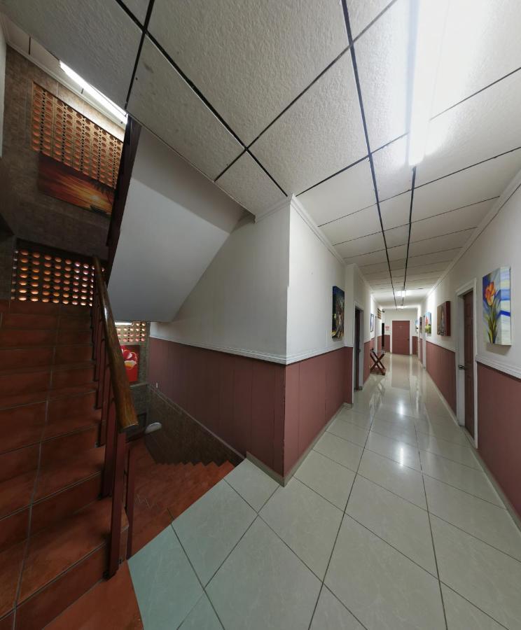 Hotel Aldea Chorotega プンタレナス エクステリア 写真