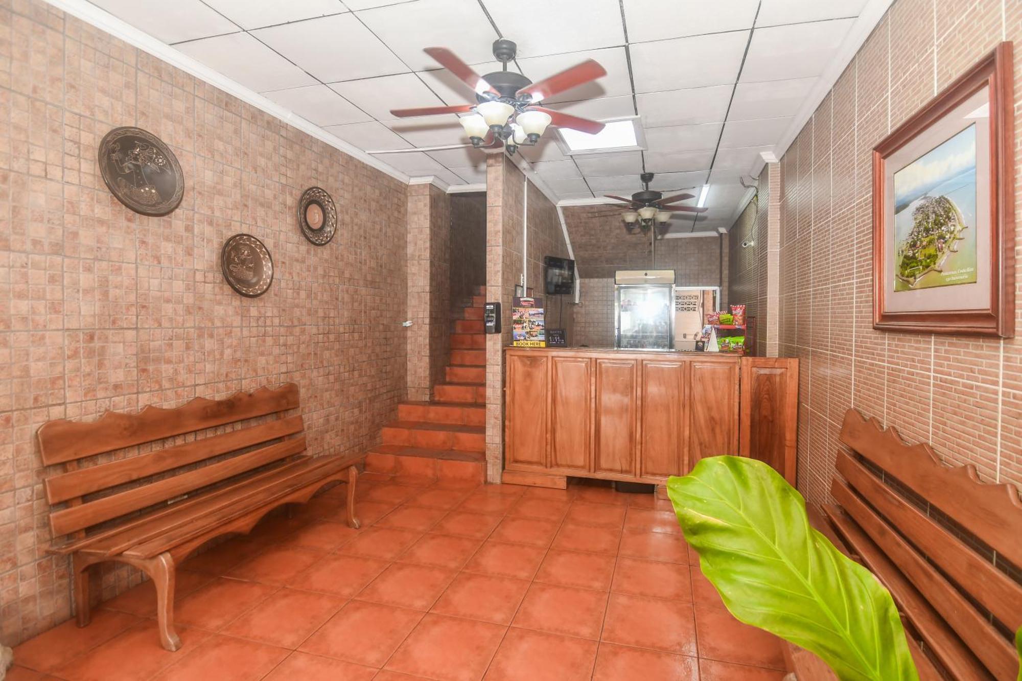 Hotel Aldea Chorotega プンタレナス エクステリア 写真
